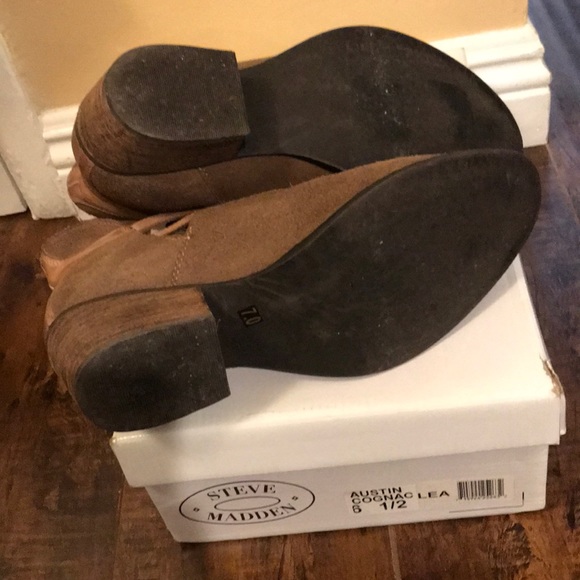 Steve Madden Rascal Booties 7 - Picture 4 of 5